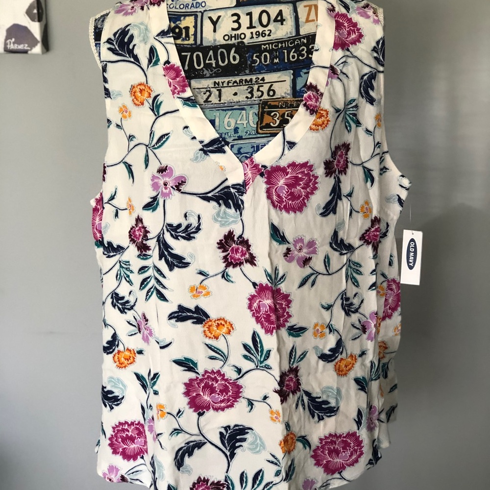 Old Navy Blouse great condition